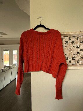 Arizone size XL burnt orange crop sweater